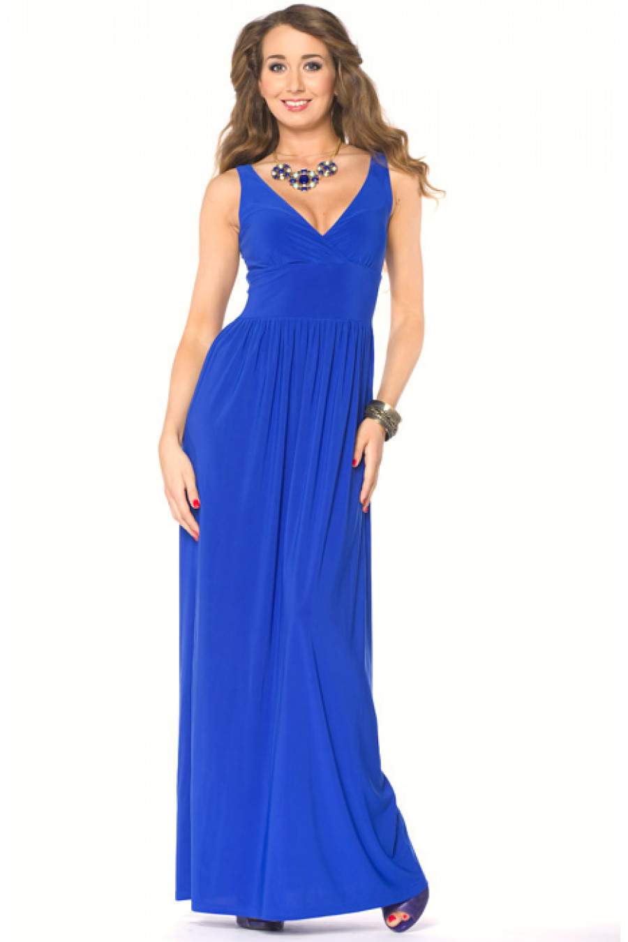 Где купить длинные платья. Синее платье длинное. Синее платье в пол. Платье летнее синее длинное. Платье василькового цвета длинное.